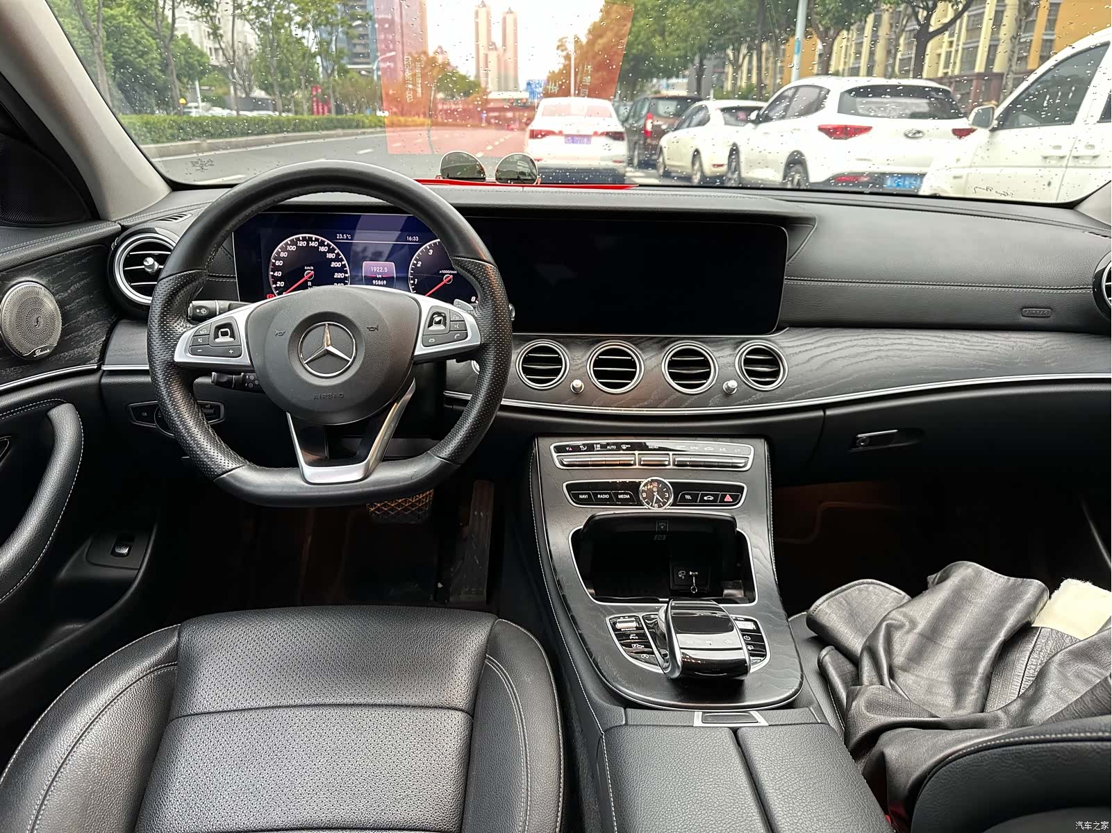 Mercedes-Benz E-Class, 2018 6