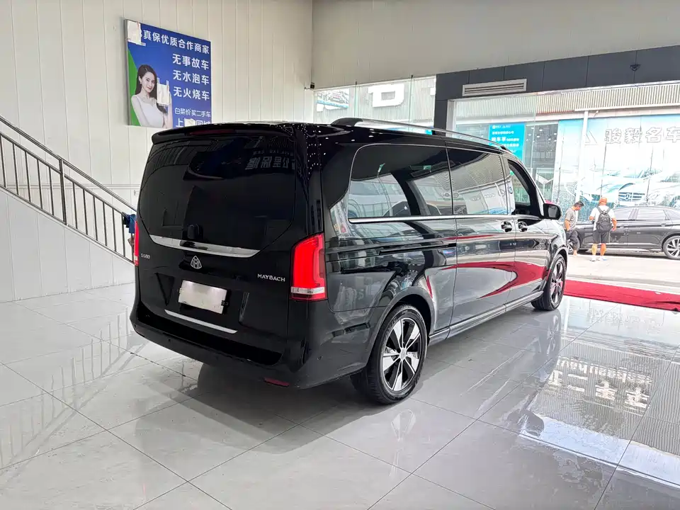 Mercedes-Benz V-class