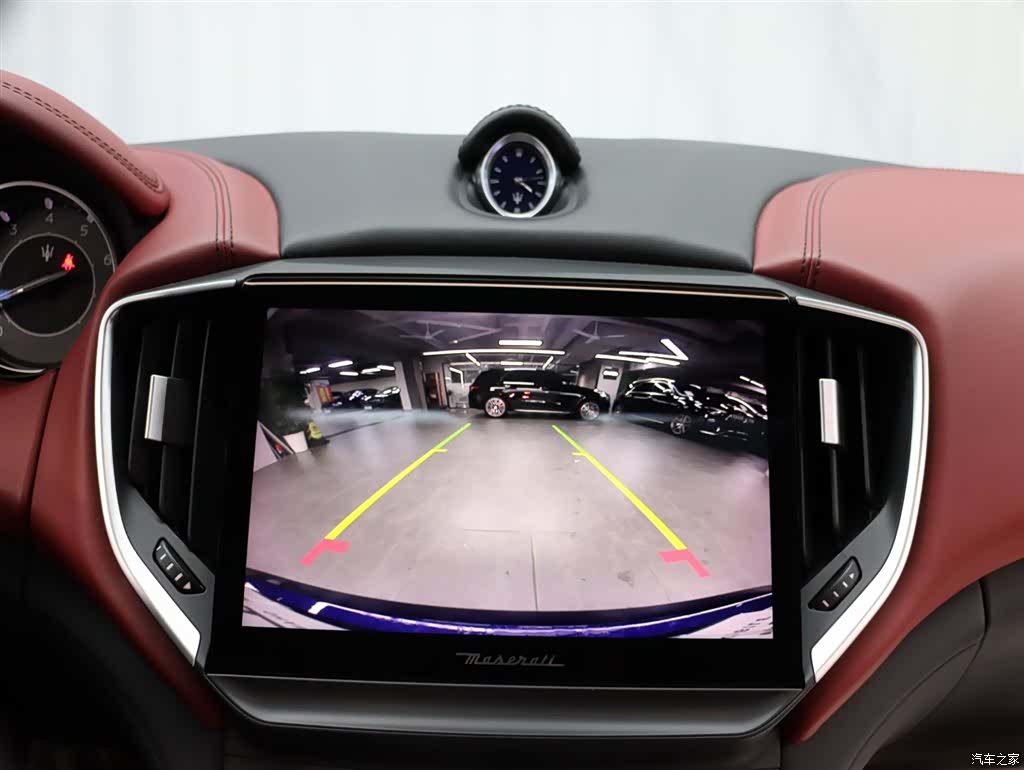 Maserati Ghibli, 2024 15