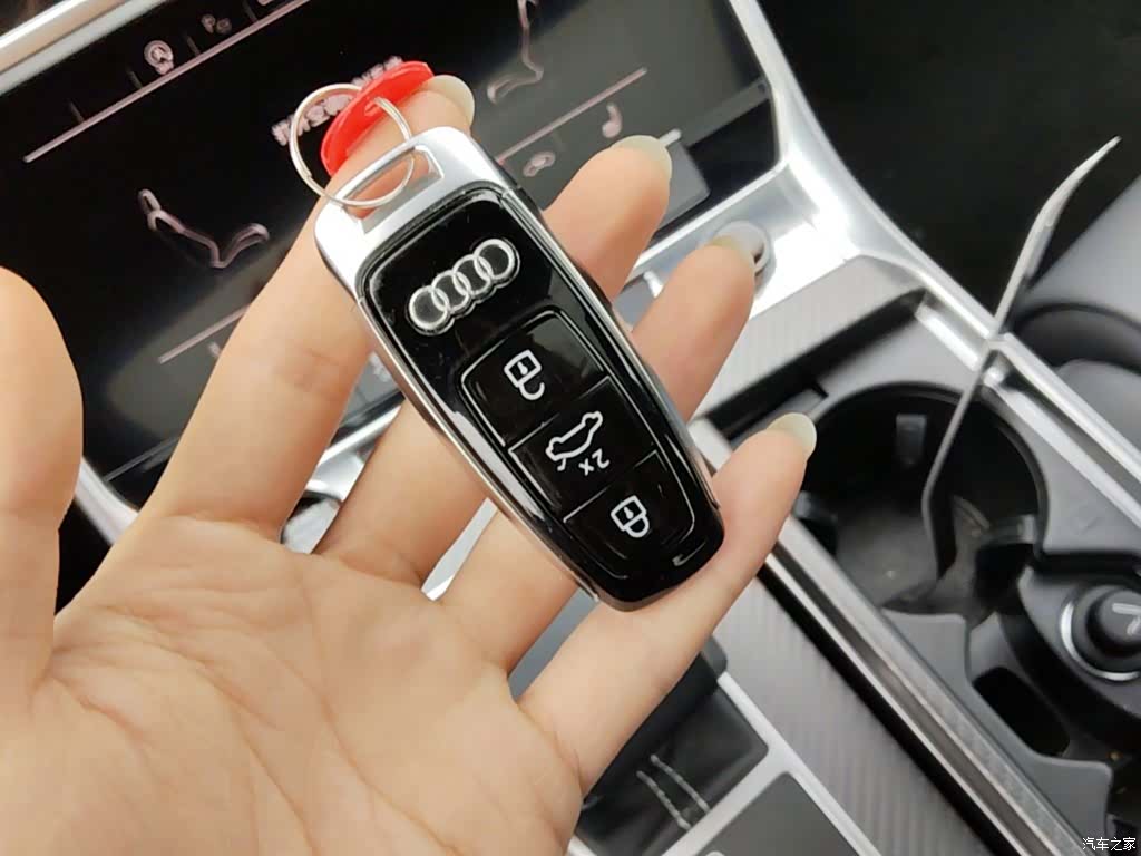 Audi A7L, 2025 9