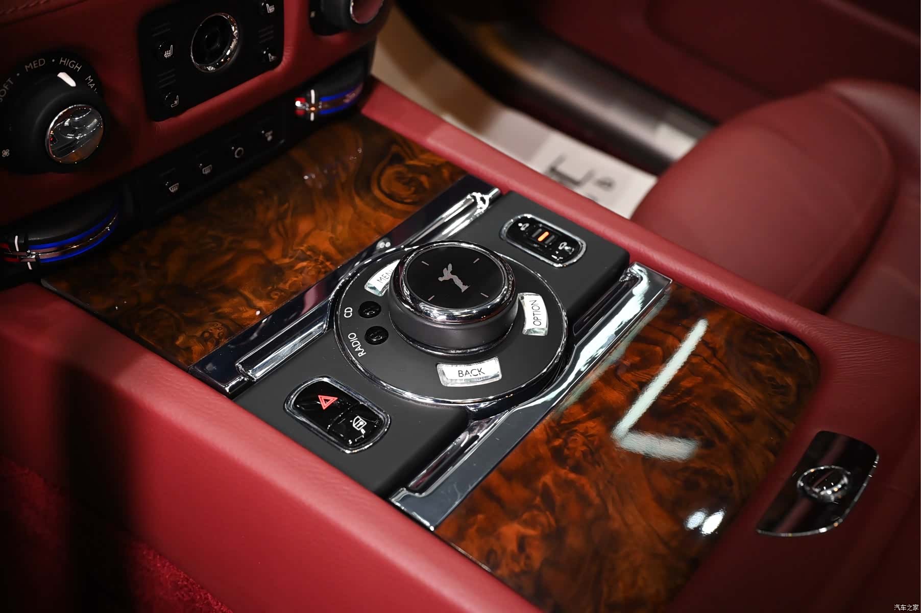 Rolls-Royce Ghost, 2016 15