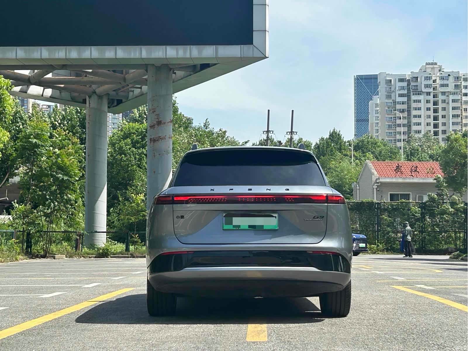 Xpeng G9, 2022 10