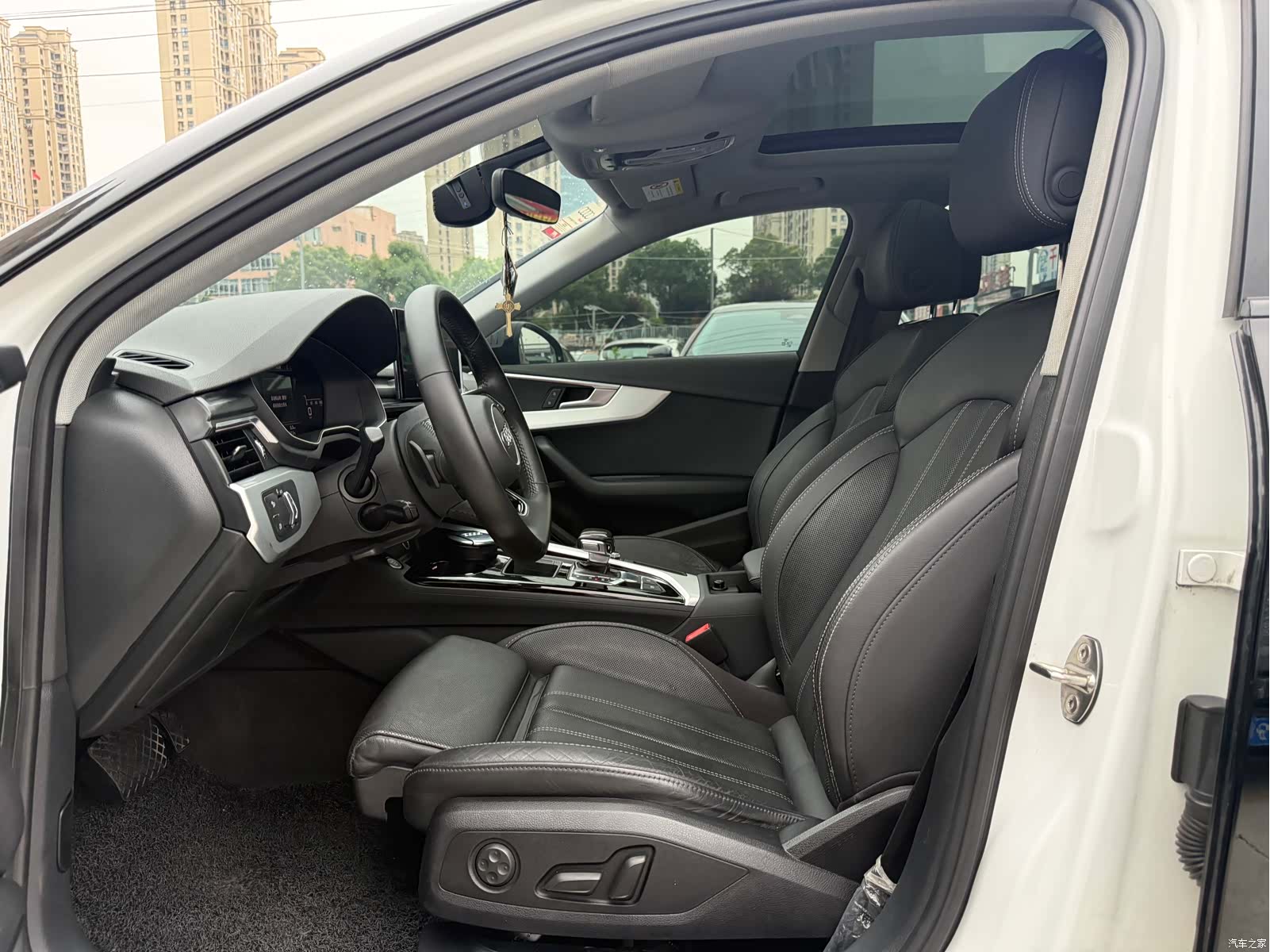 Audi A4L, 2021 6