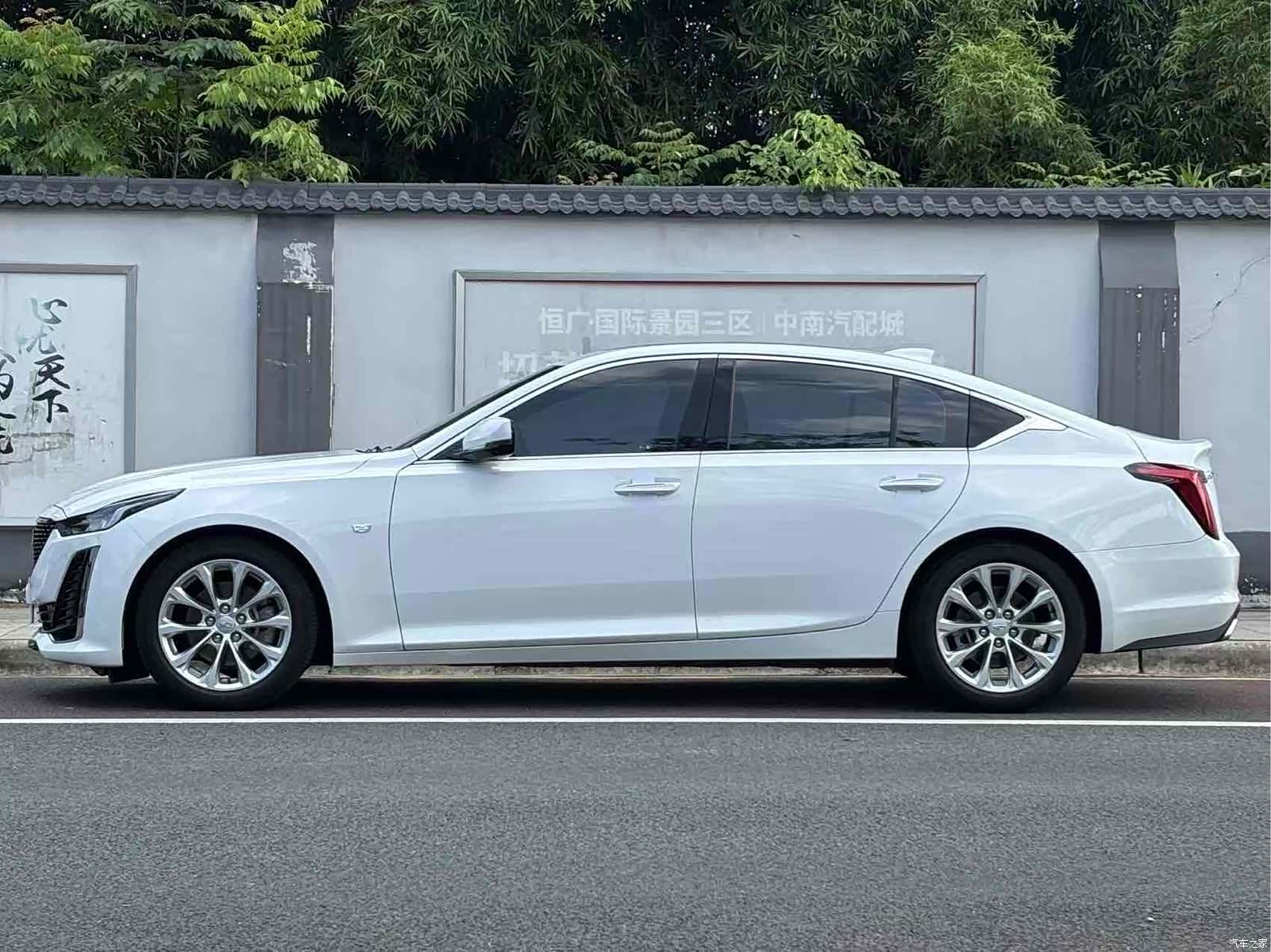 Cadillac CT5, 2021 3