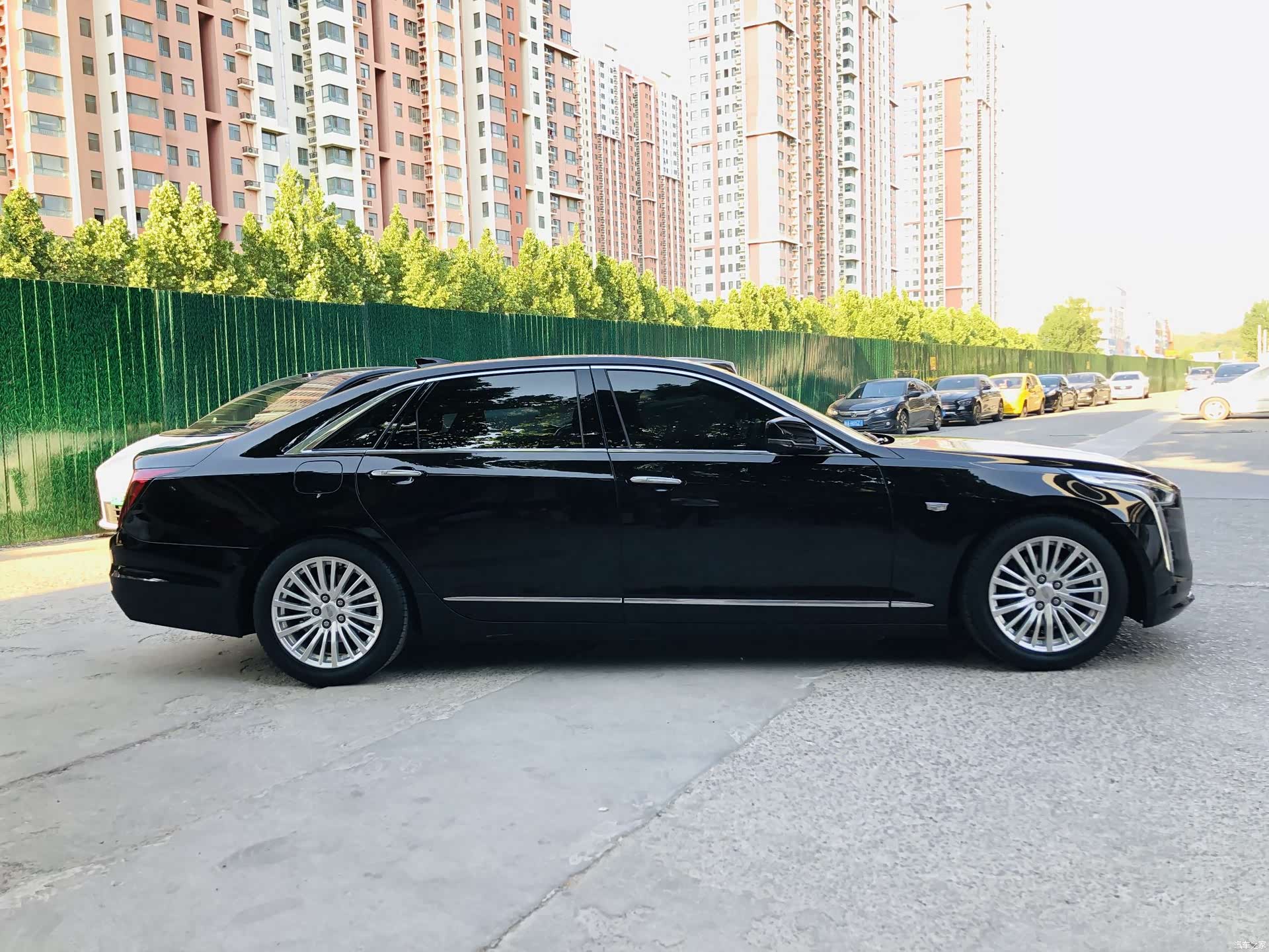 Cadillac CT6, 2021 все фото