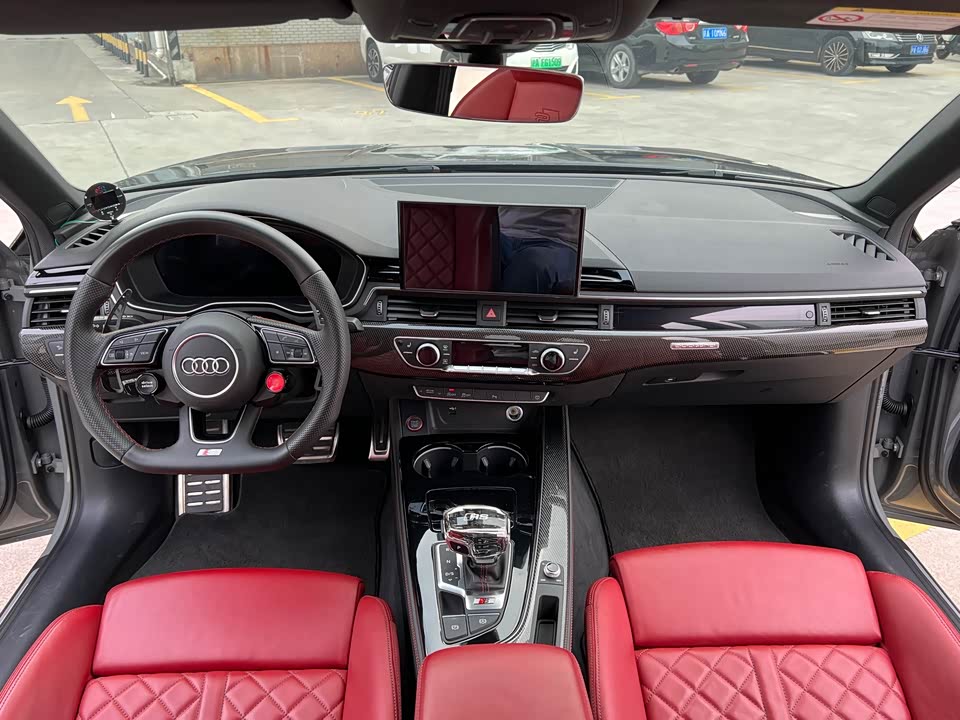 Audi S4 Audi S4