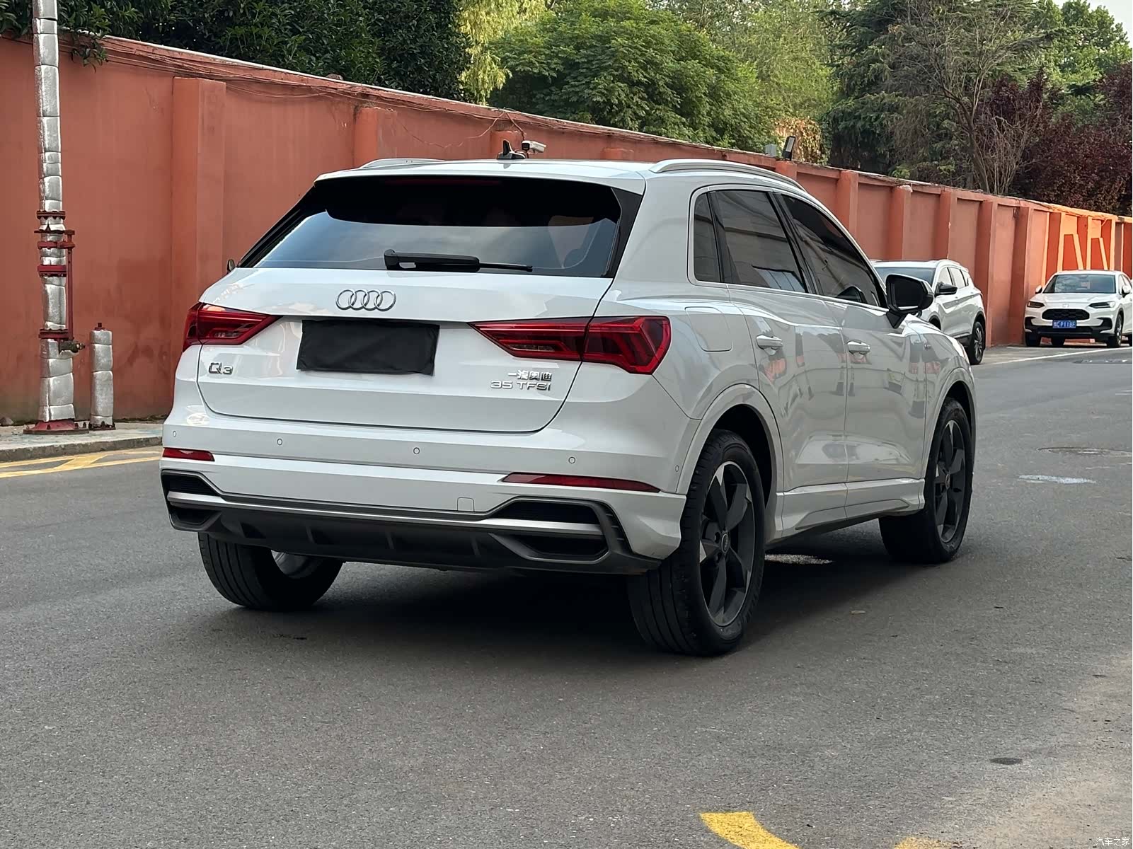 Audi Q3, 2022 4