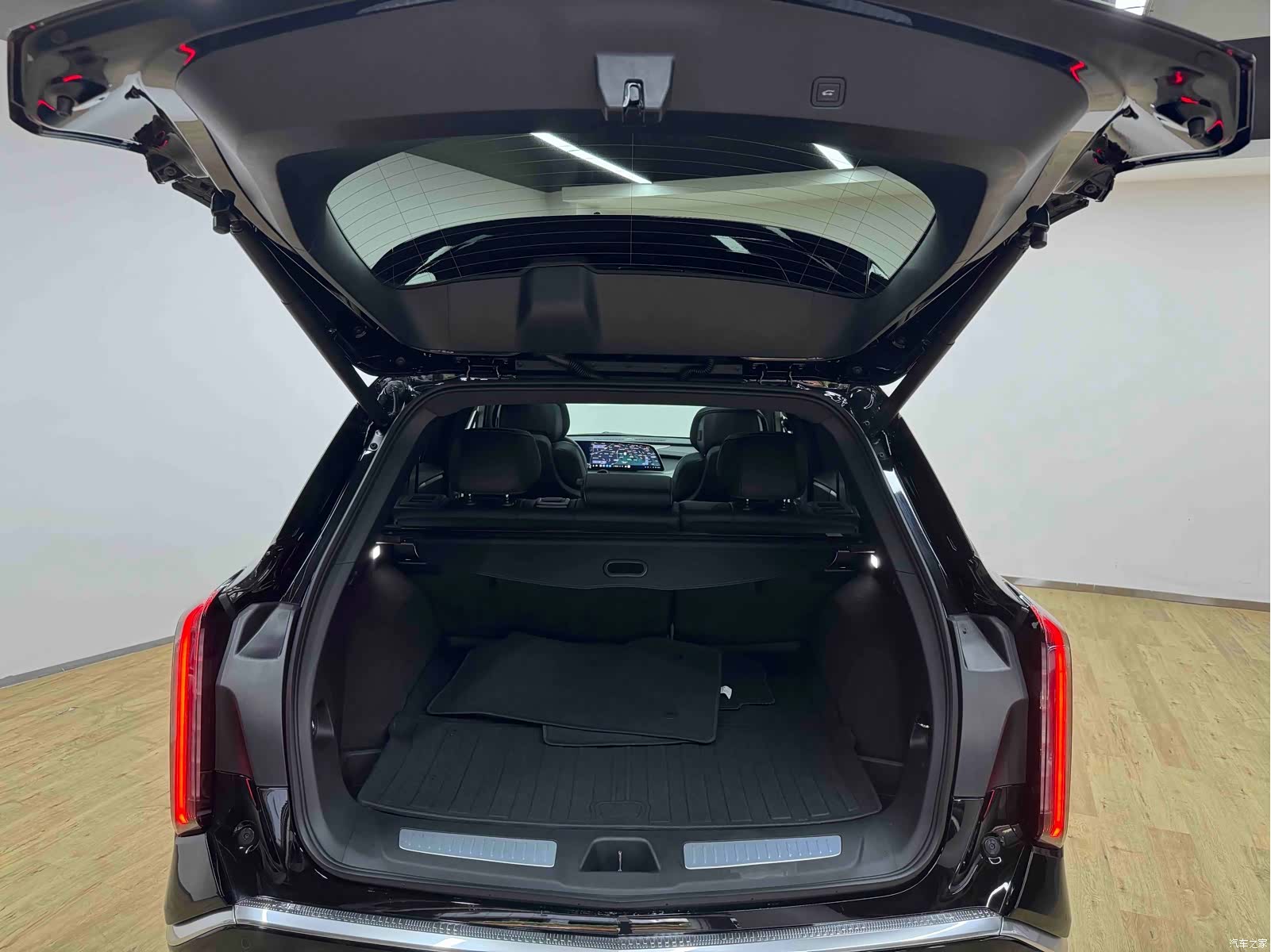 Cadillac XT5, 2026 31