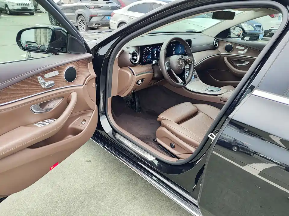 Mercedes-Benz E-class Mercedes-Benz E-class