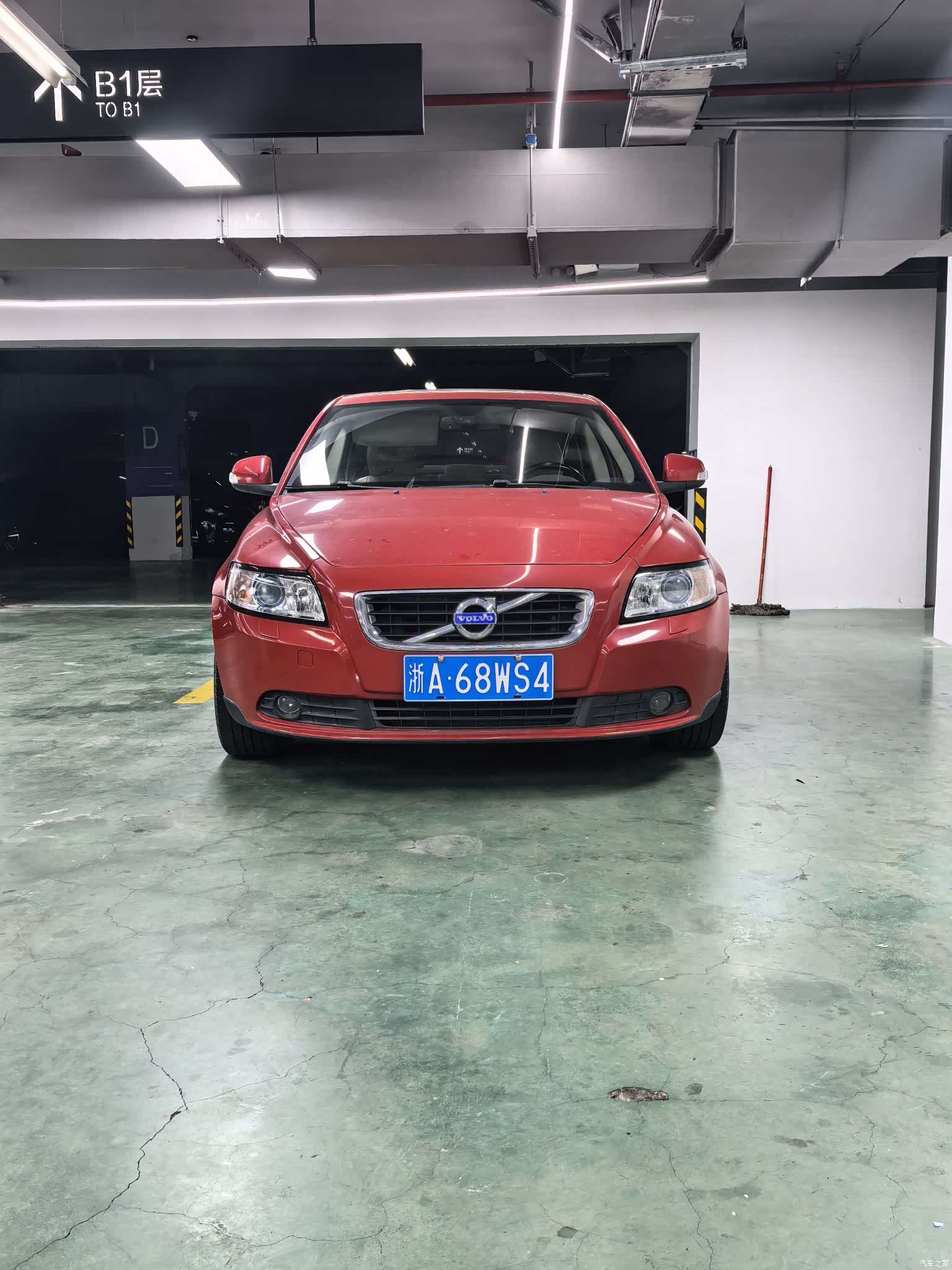 Volvo S40, 2011 2