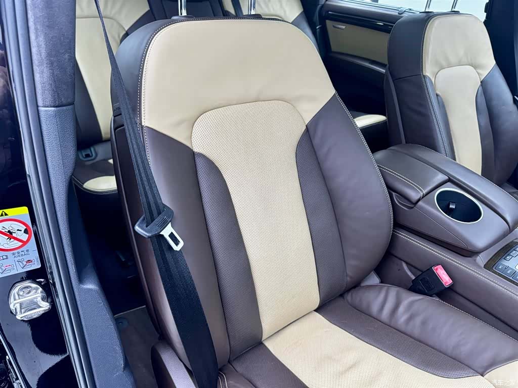 Audi Q7, 2013 24