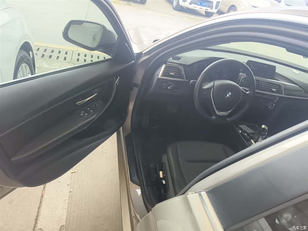 BMW 3 Series, 2017 16