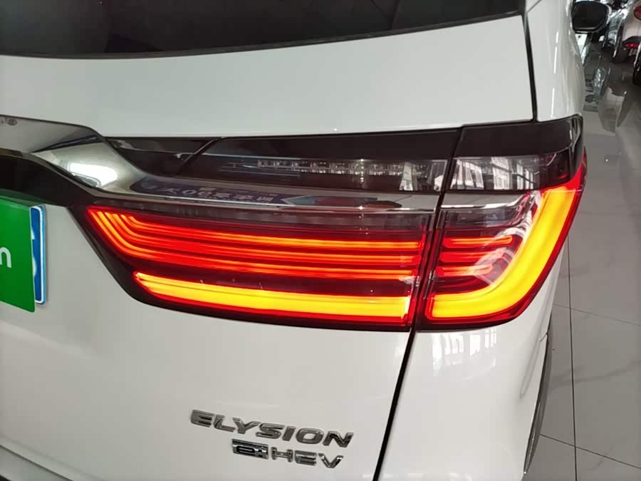 Honda Elysion 2023, фото 8