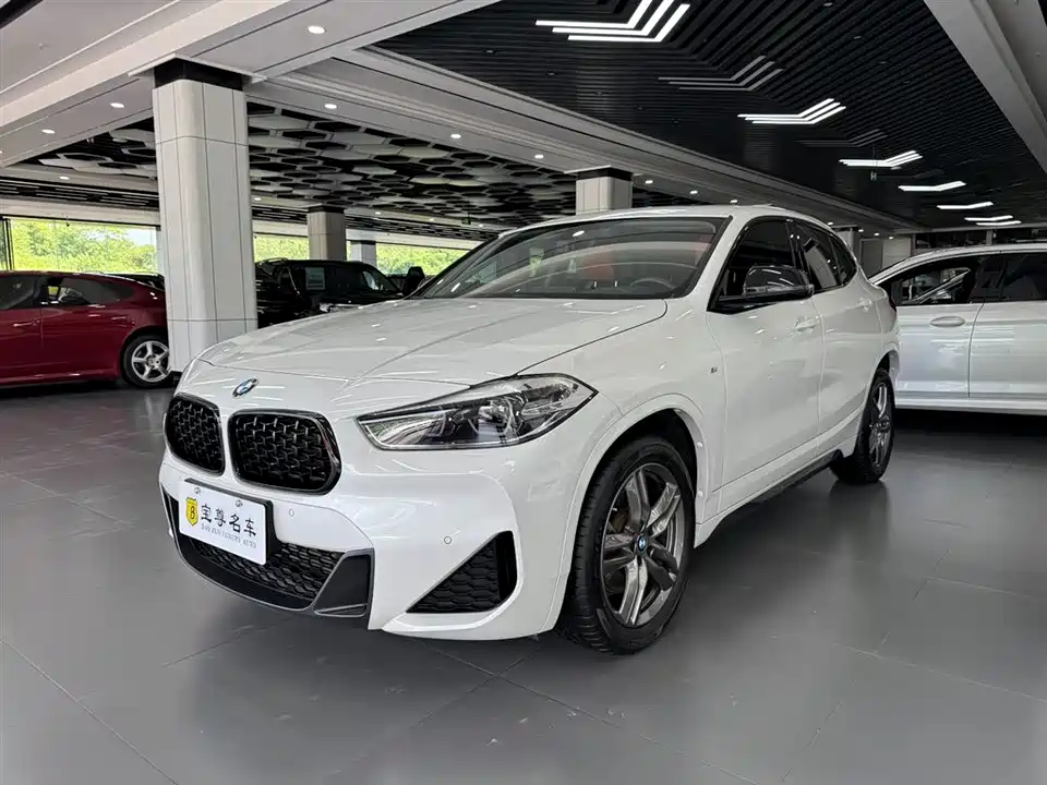 BMW X2