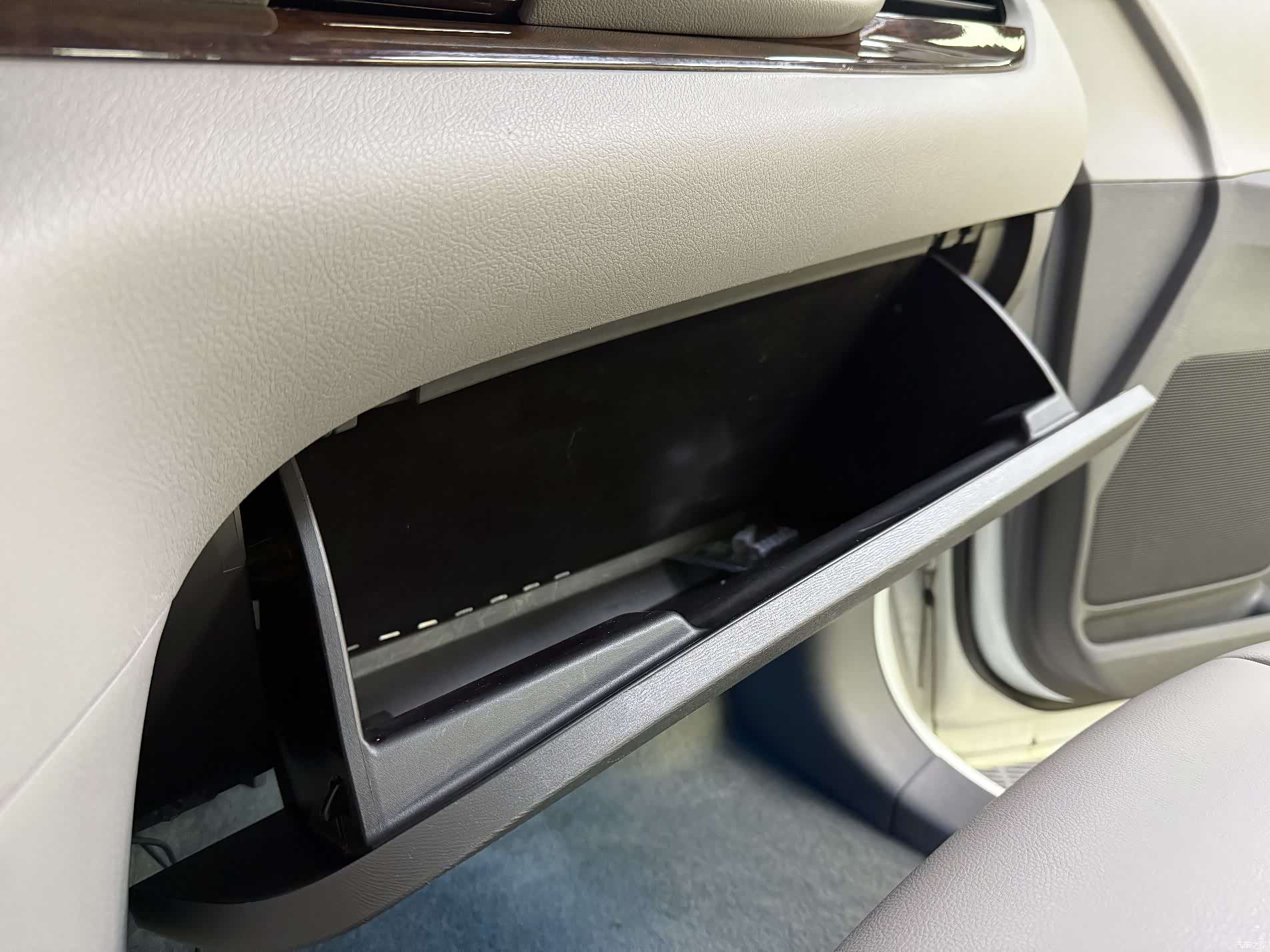 Toyota Sienna, 2015 28