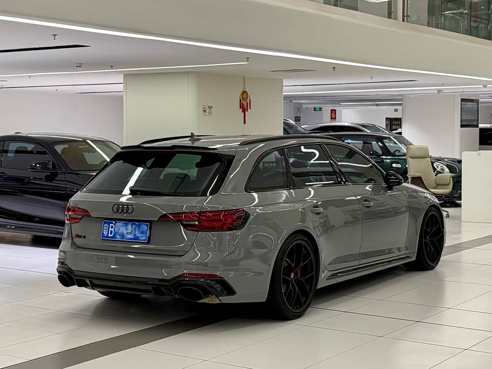 Audi RS 4
