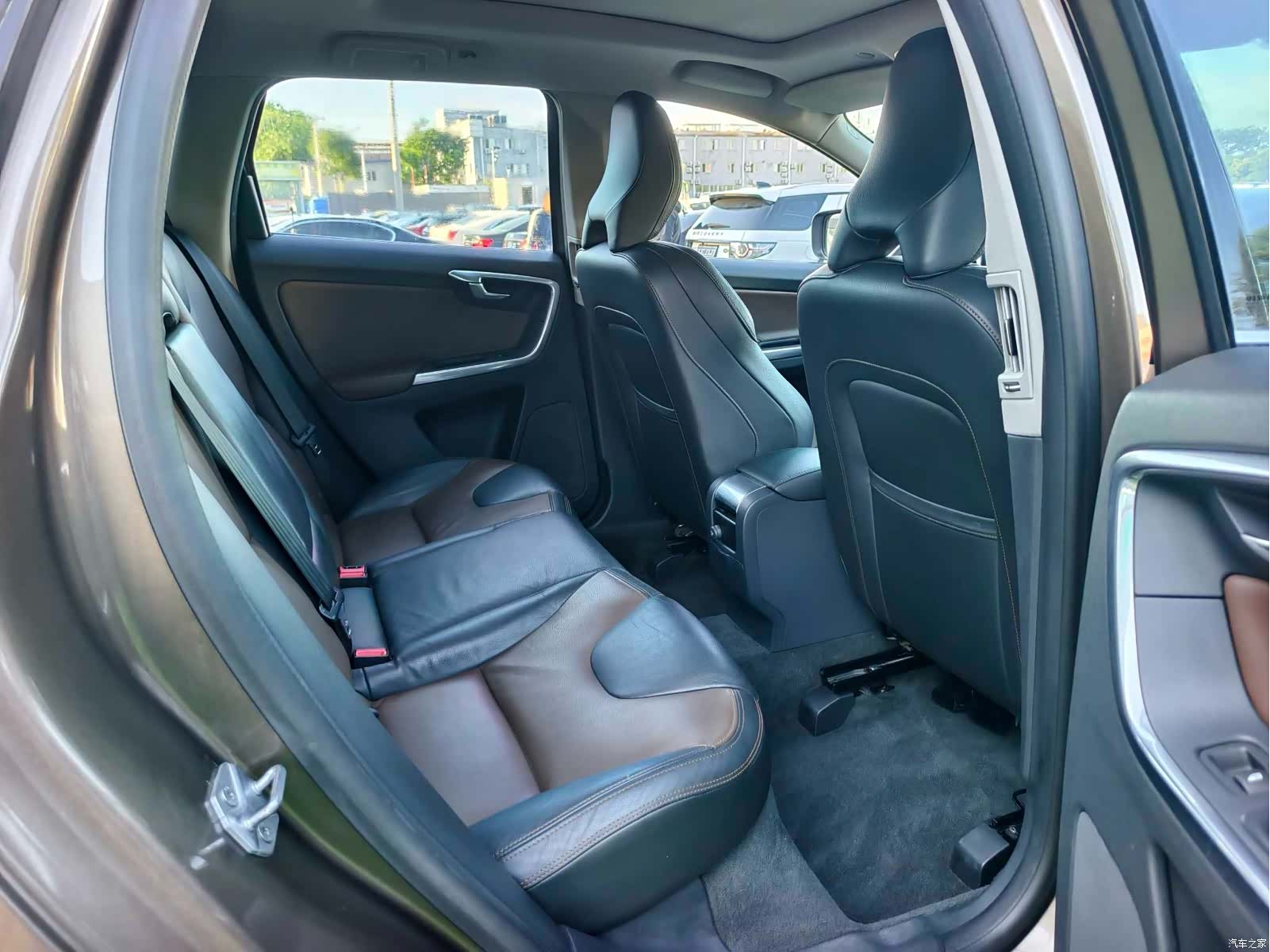 Volvo XC60, 2015 16