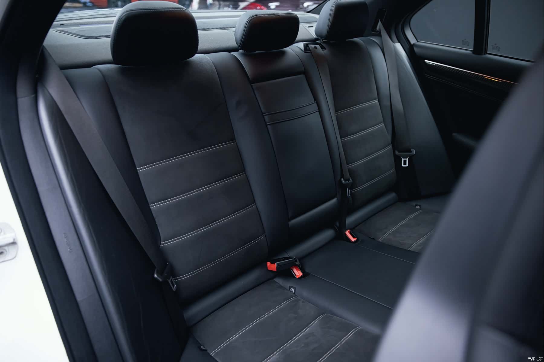 Mercedes-Benz C-Class, 2014 23