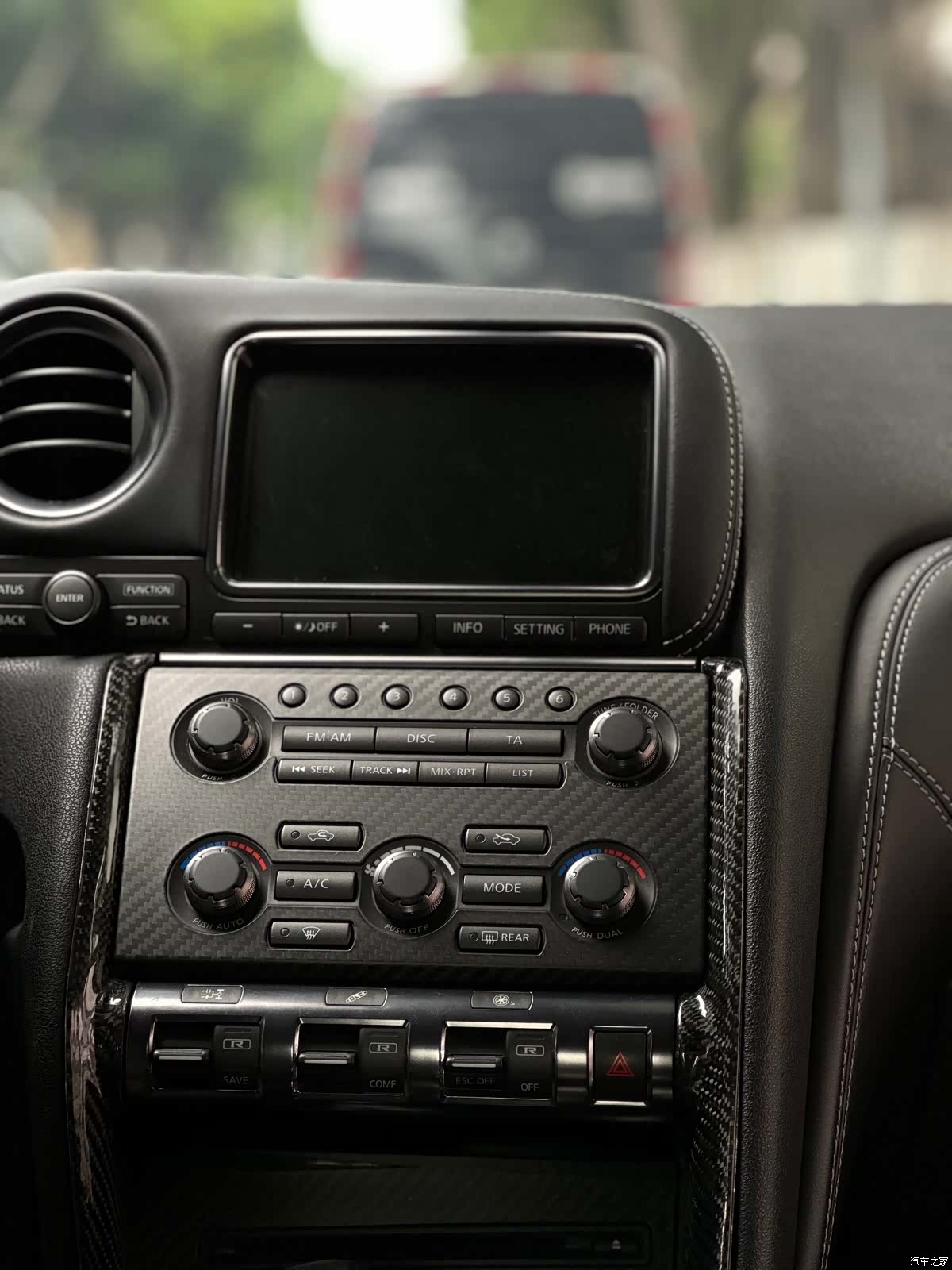 Nissan GT-R, 2013 8