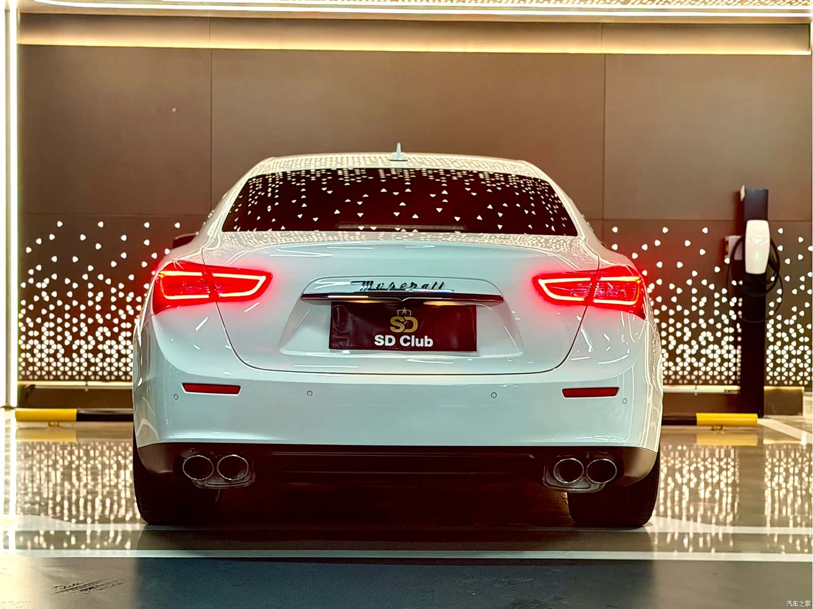 Maserati Ghibli, 2017 все фото