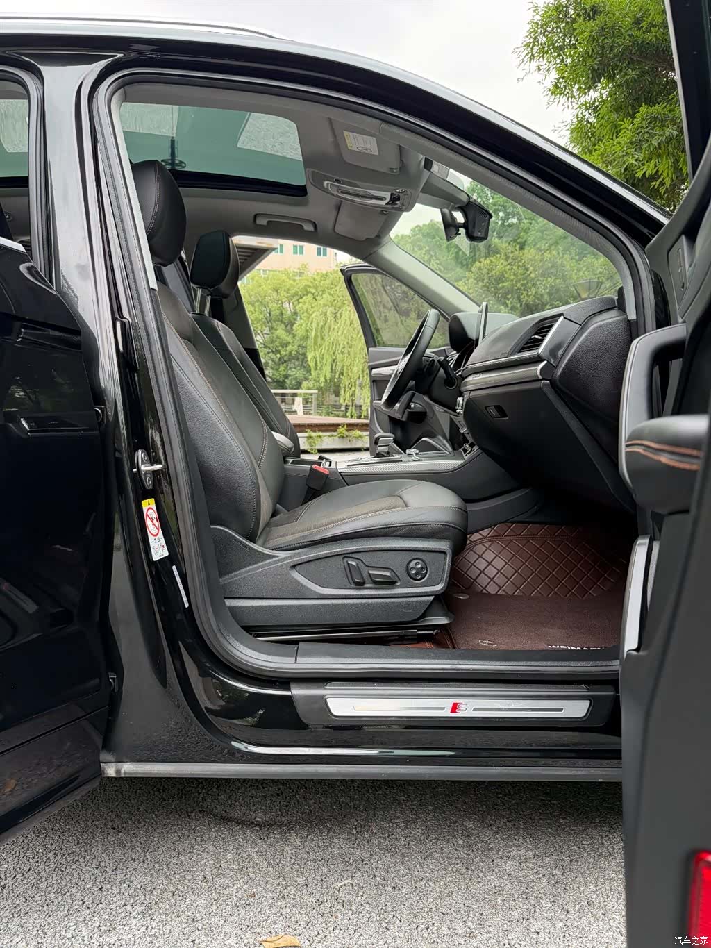 Audi Q5L, 2019 11