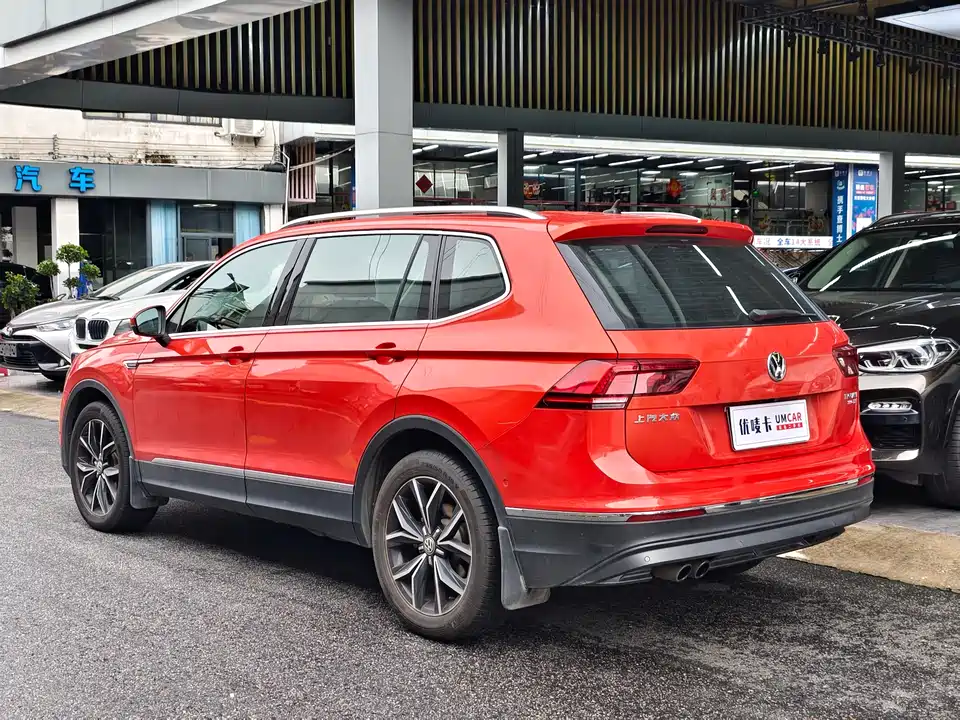 Volkswagen Tiguan L