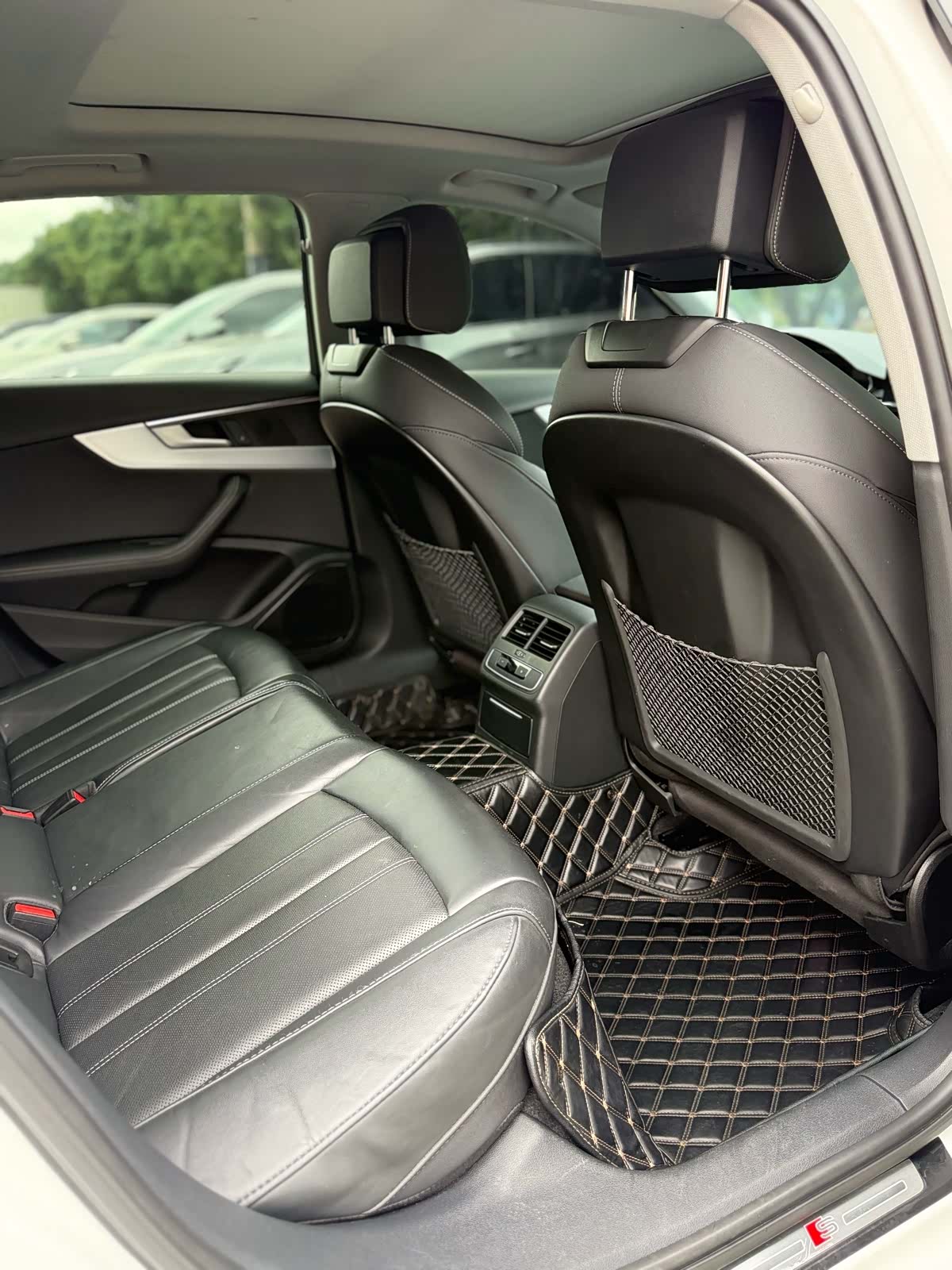 Audi A4L, 2022 19