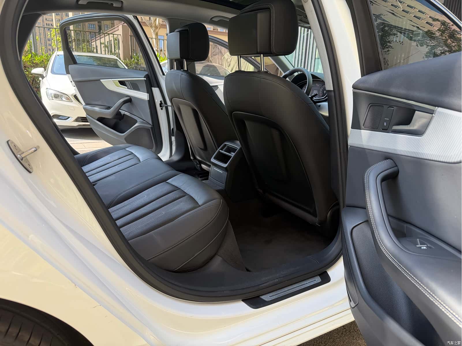 Audi A4L, 2022 7