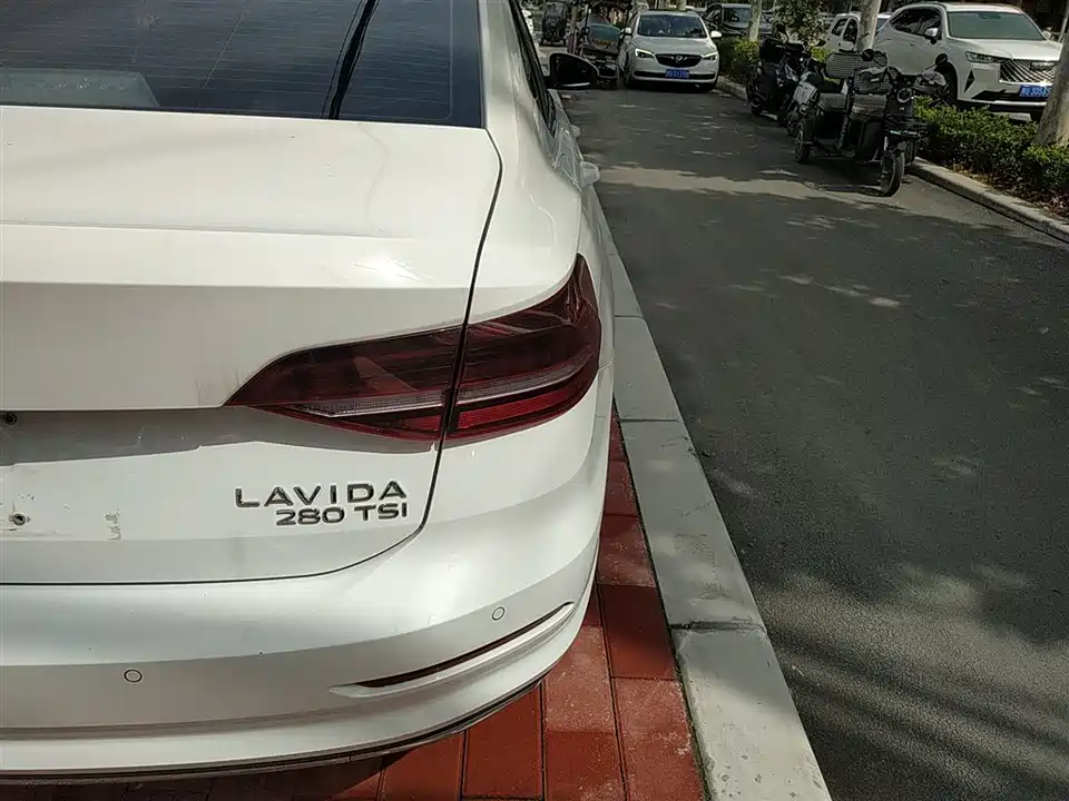 Volkswagen Lavida