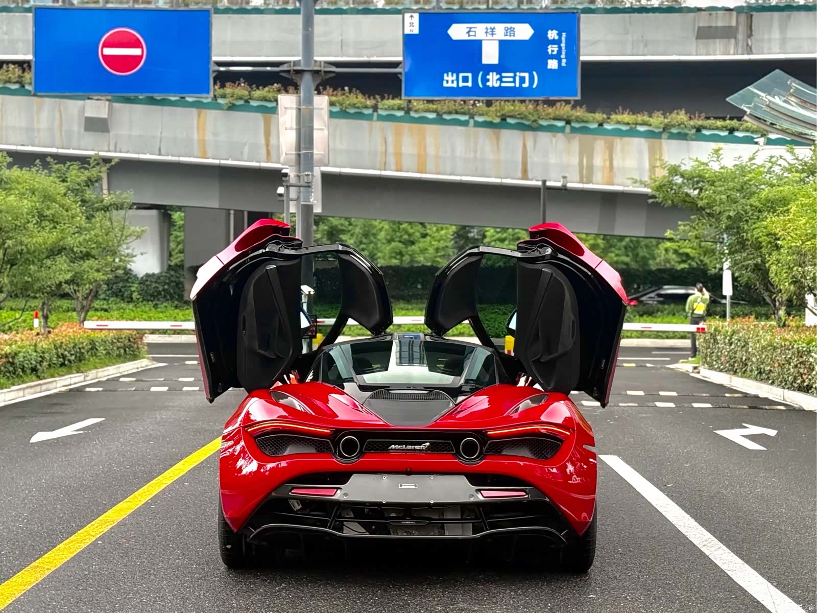 McLaren 720S, 2020 8