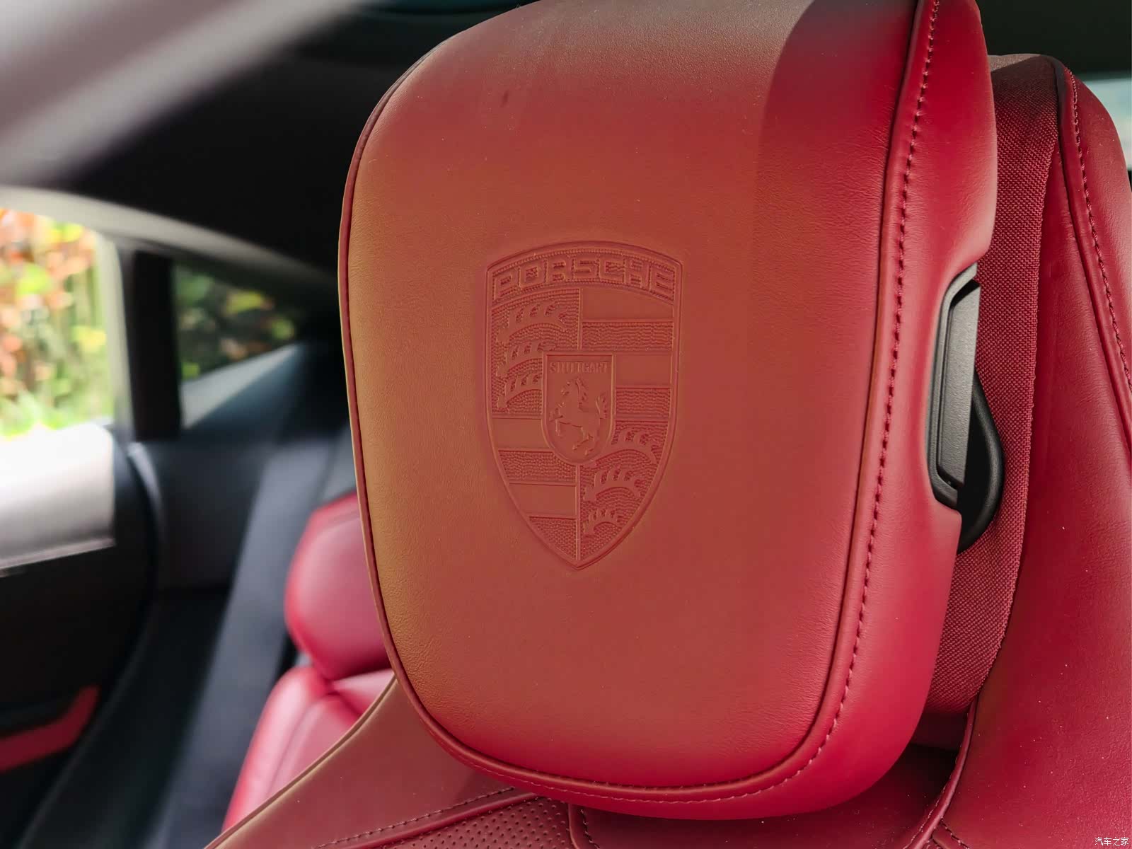 Porsche Taycan, 2021 15