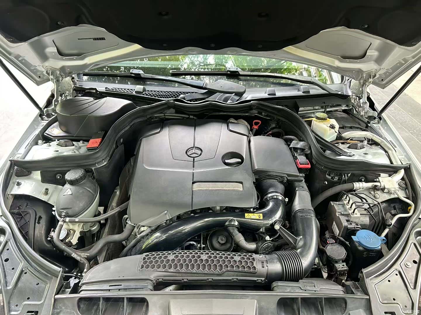 Mercedes-Benz E-Class, 2014 7