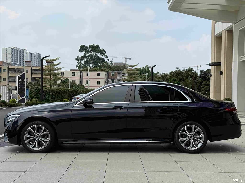 Mercedes-Benz E-Class, 2022 7