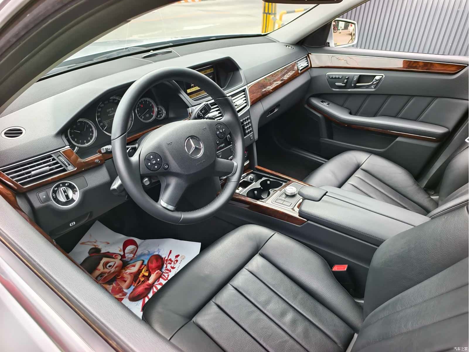 Mercedes-Benz E-Class, 2012 7