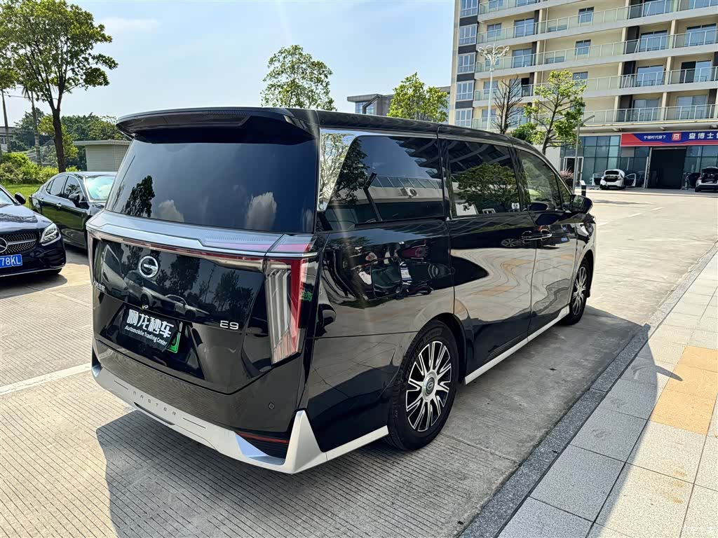 Trumpchi E9, 2025 9