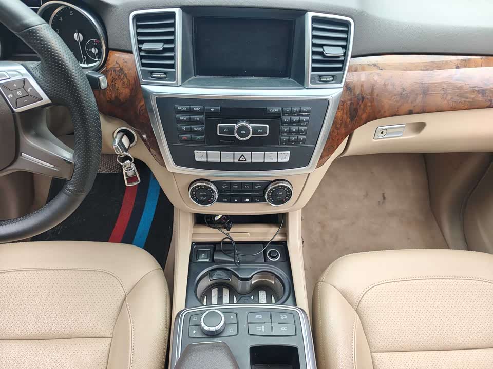 Mercedes-Benz M class