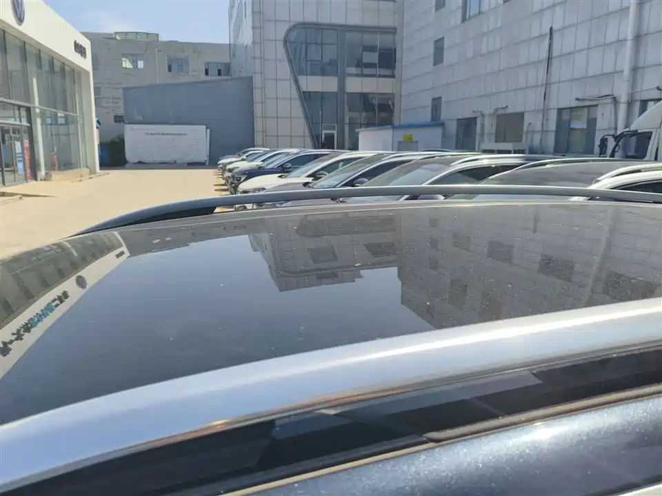 Volkswagen ID.6 CROZZ