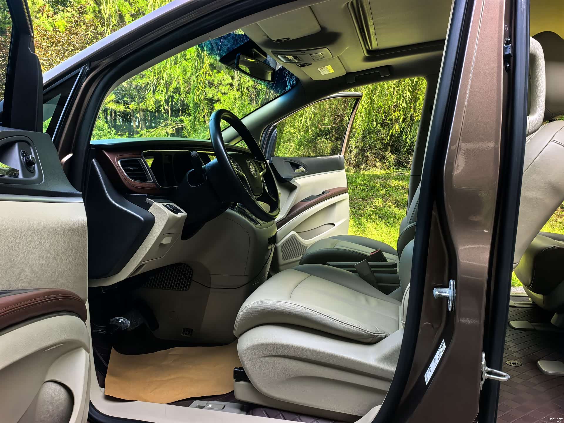 Buick GL8, 2020 6