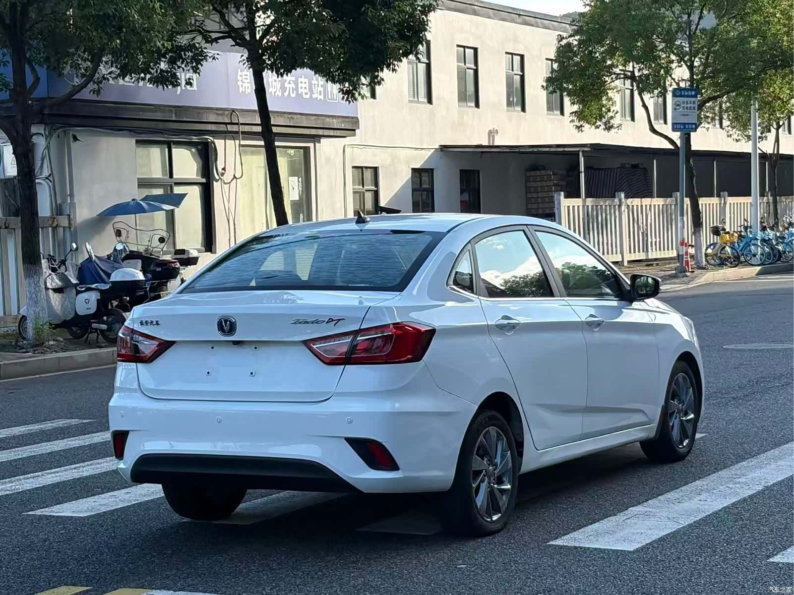 Changan Eado, 2018 все фото