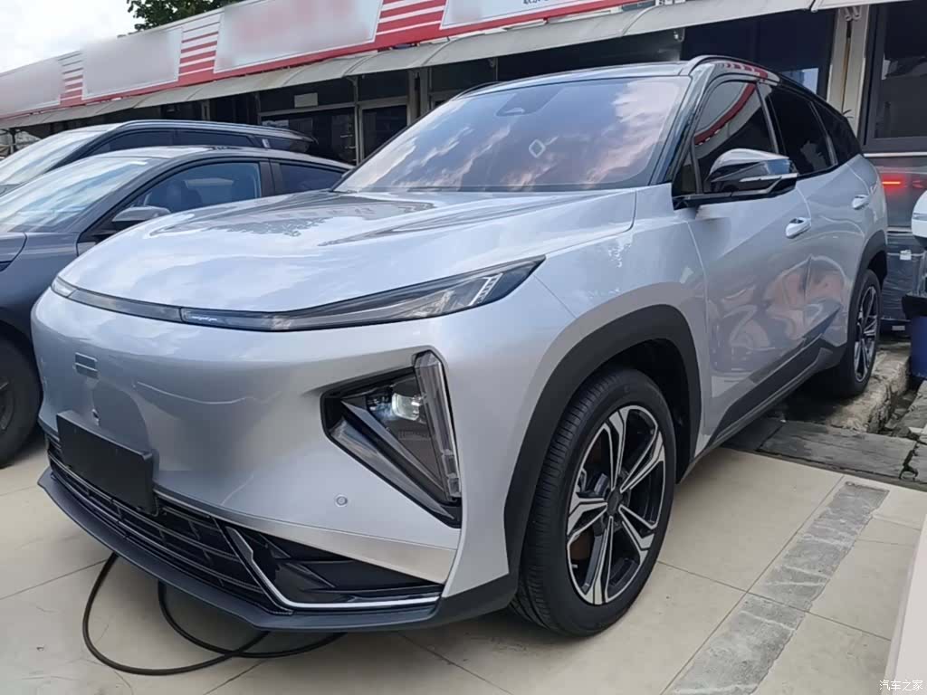 Geely Galaxy L7, 2025 2