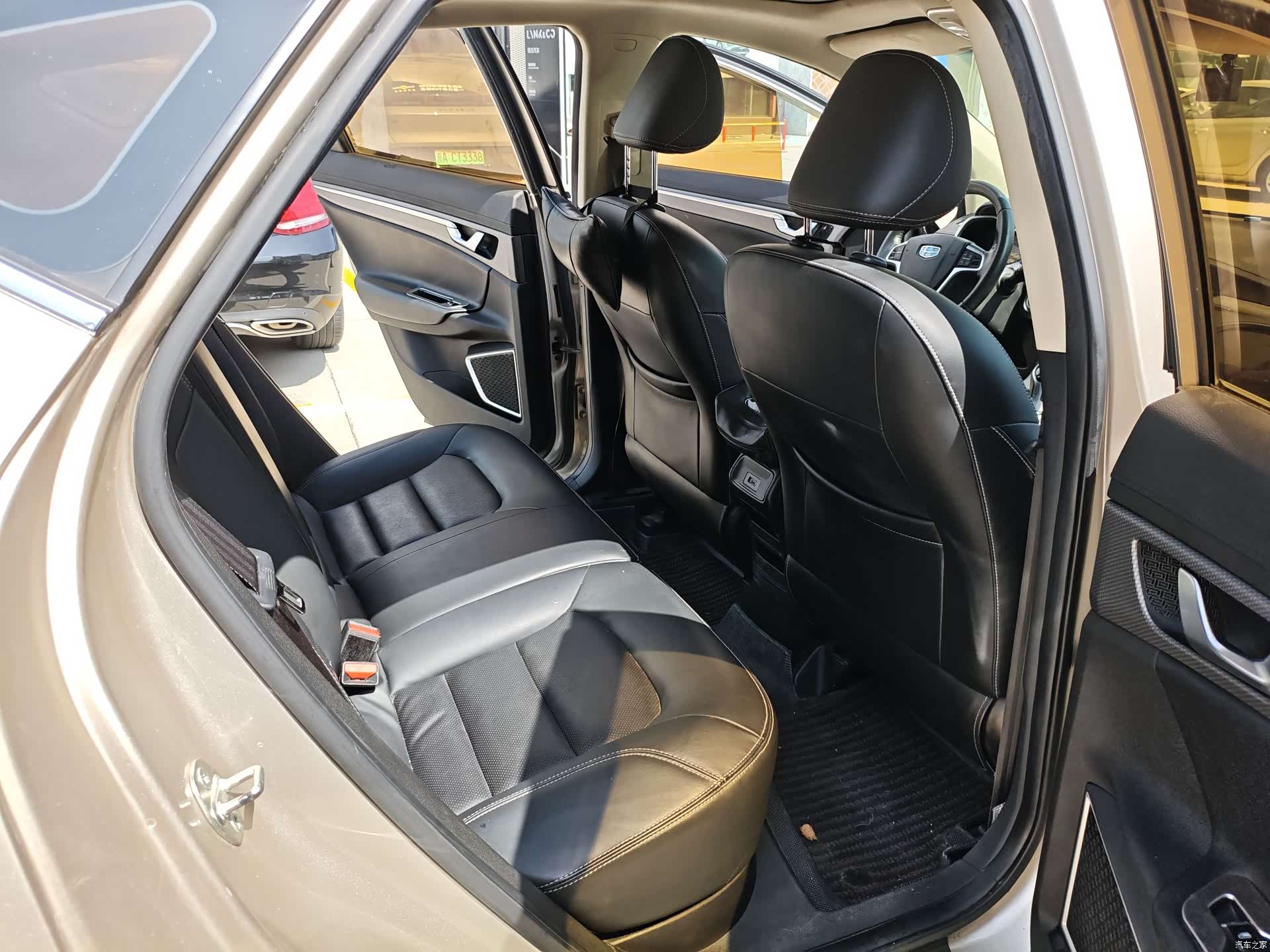 Geely Emgrand, 2017 12