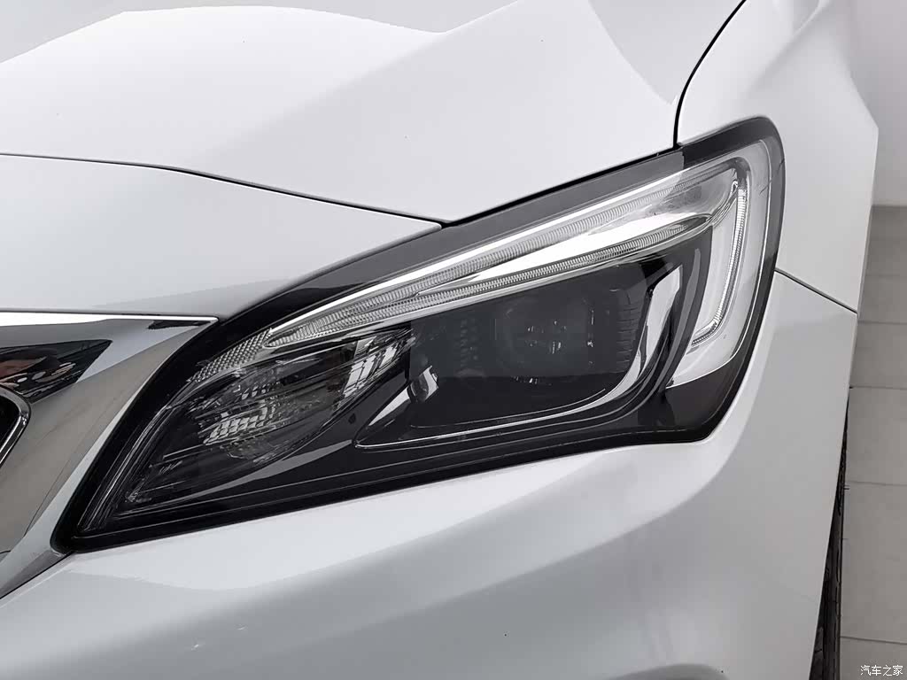 Buick Verano, 2019 7