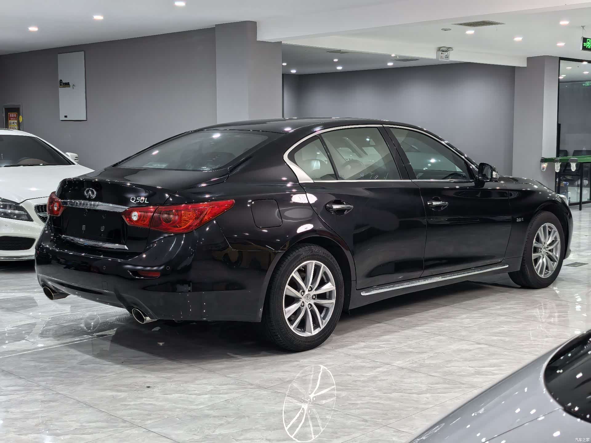Infiniti Q50L, 2015 7