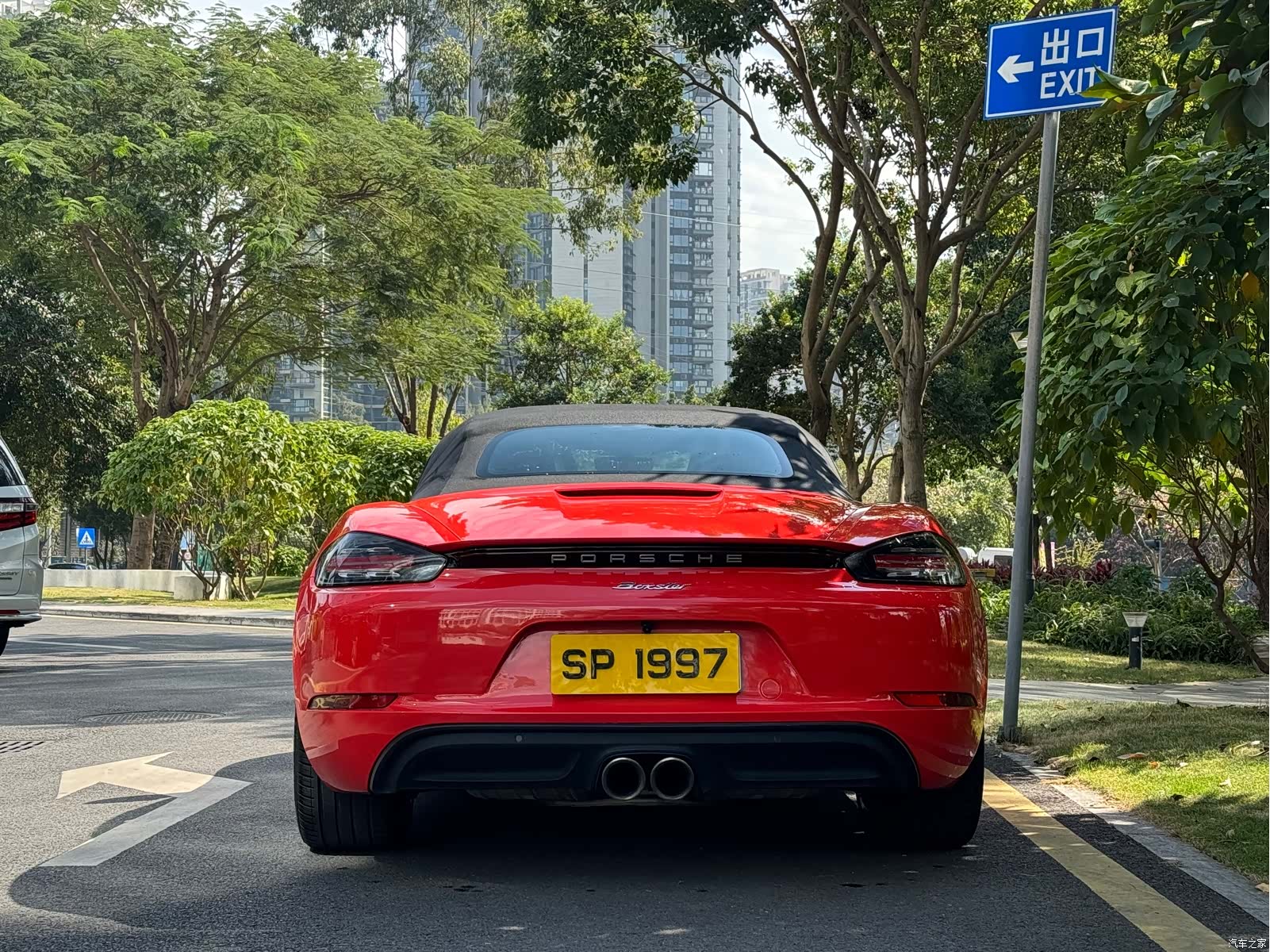 Porsche Boxster, 2017 все фото
