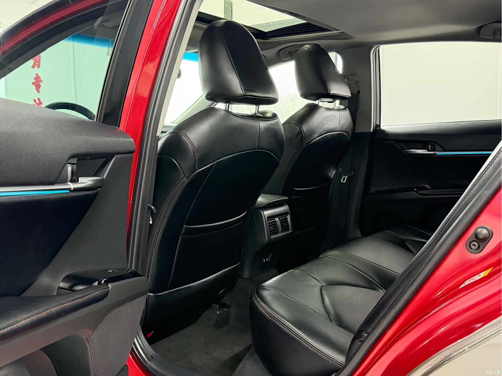 Toyota Camry, 2018 6