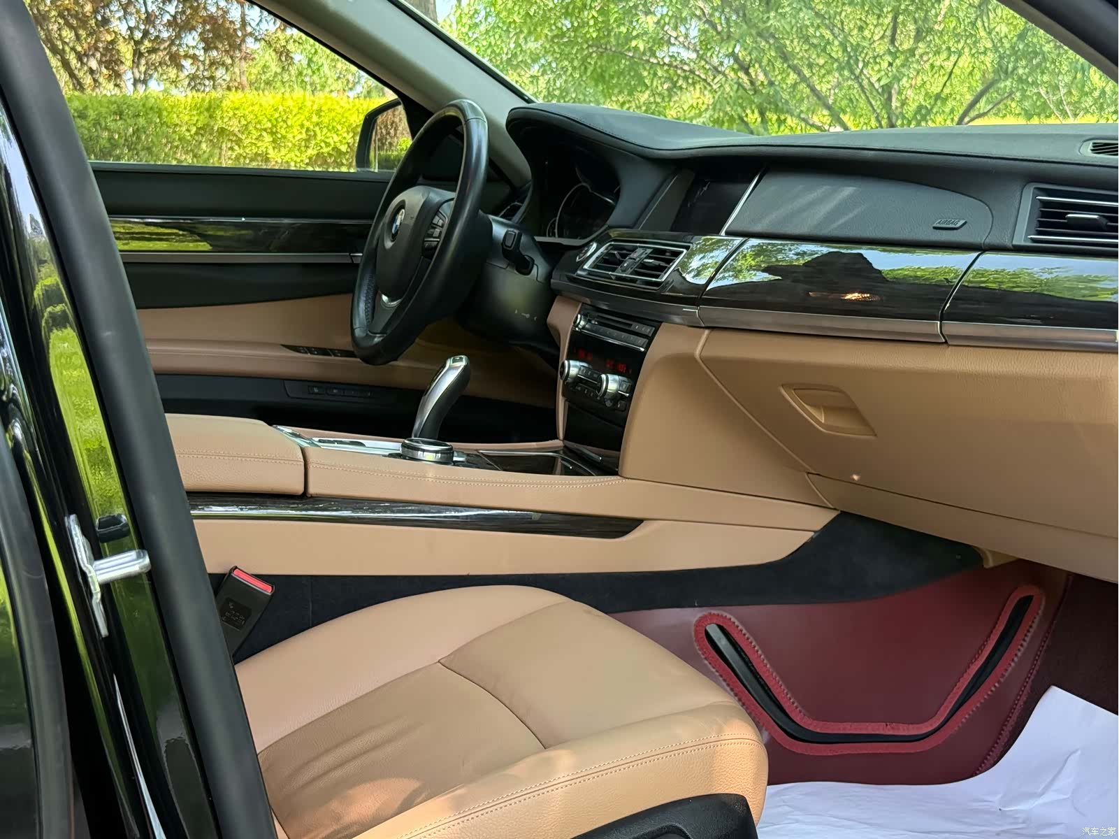 BMW 7 Series, 2015 31