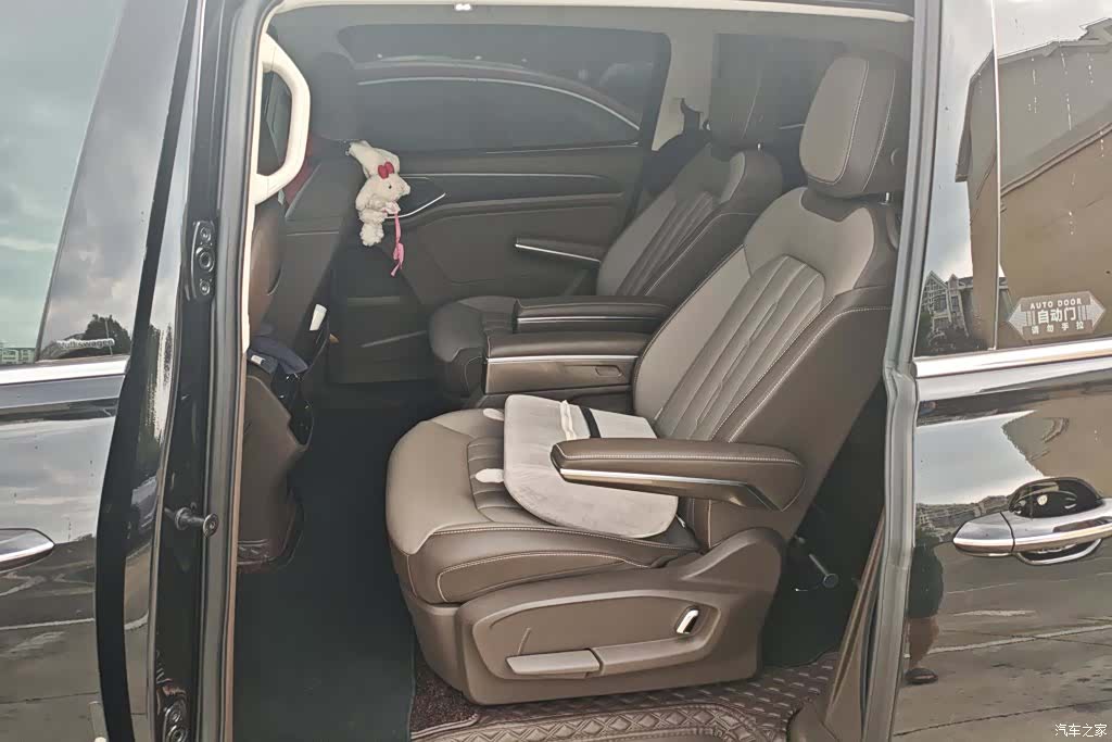 Volkswagen Viloran, 2024 11