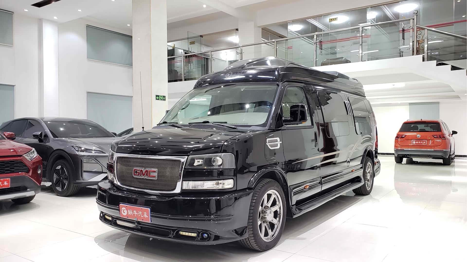 GMC SAVANA, 2017 1