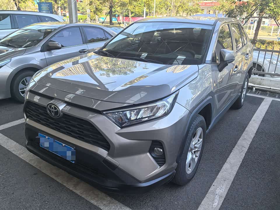 Toyota RAV4 Rongfang