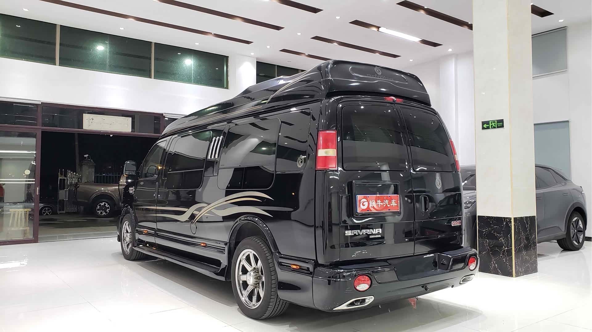 GMC SAVANA, 2017 11